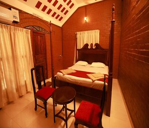 ملاءات من القطن المصري وأغطية فراش متميزة ومكتب وملاءات أسرّة