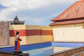 Outdoor pool - Salang Guest House (Penida Island)