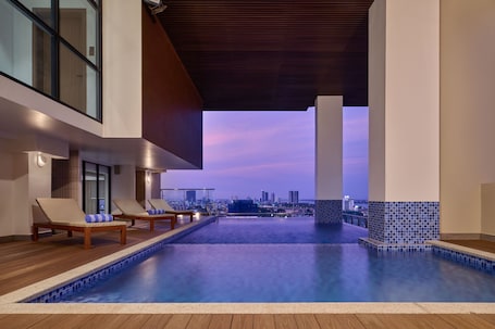 Indoor pool. BIJOU Serviced Residence