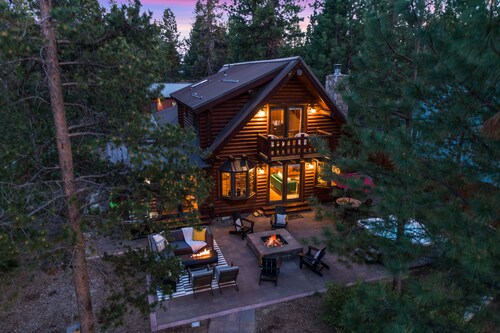 On Deschutes River | Kayak | HotTub | EVCharger