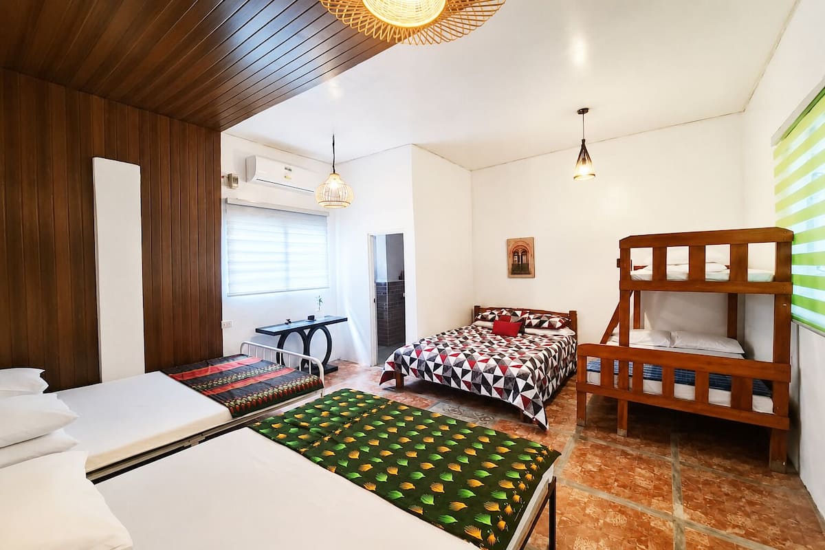 Family Double Room | Bed sheets