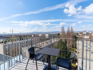 Superior Apartment | Terrace/patio - MyFavorit by Duschel Apartments Vienna (Vienna)