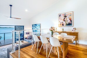 Dining - Shorelines 30 (Hamilton Island)