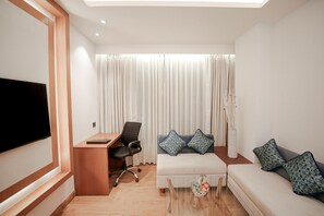 Standard Studio Suite - Regenta Place Bhopal (Bhopal)