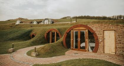Otters View - Underground Hobbit Home Sleeping 6 guests, Pet Friendly