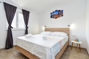 2 bedrooms, Internet - House 2219/65854 (Istria - Galižana), 6000m from the beach (Galižana)