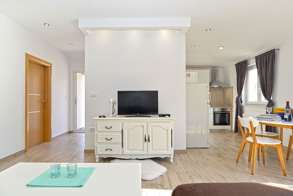 Interior - House 2219/65854 (Istria - Galižana), 6000m from the beach (Galižana)