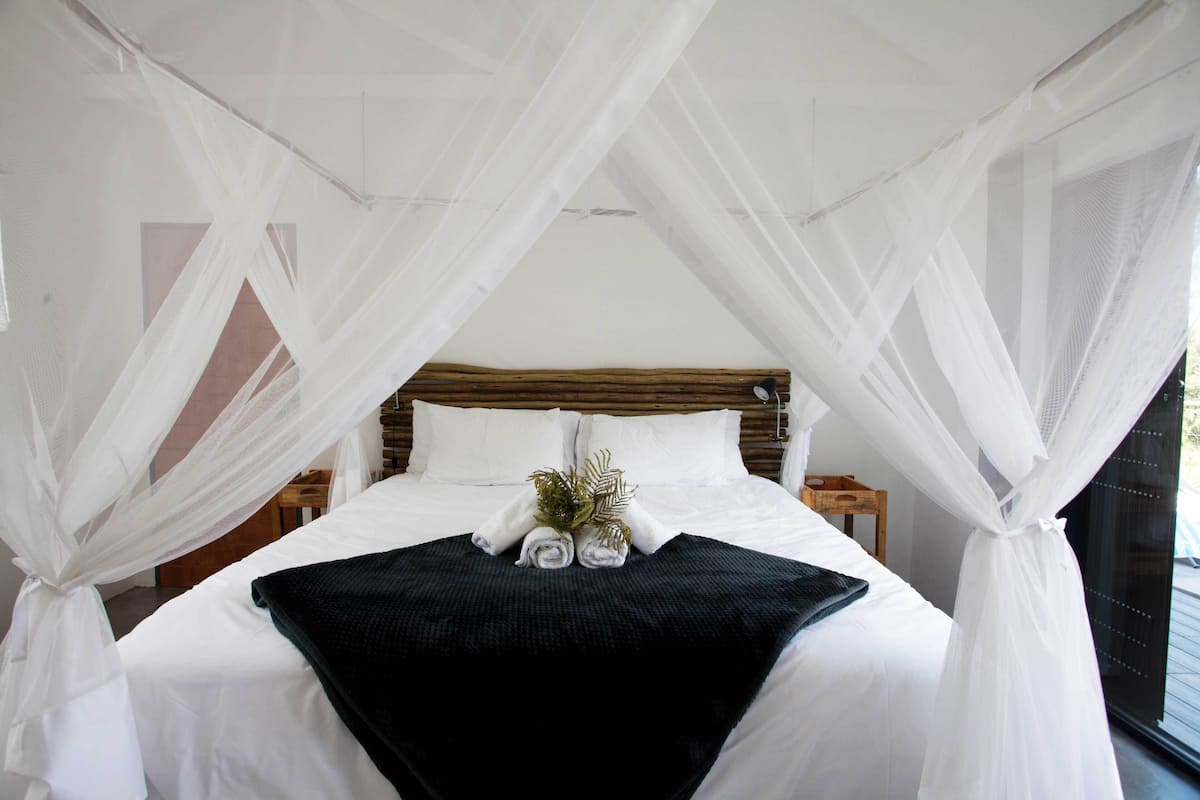 Deluxe-Ferienhaus, 2 Schlafzimmer, eigener Pool, Bergblick