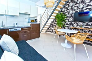 Superior Duplex Apartment with seaview and pool | Cuisine privée | Bouilloire électrique