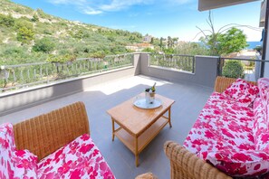 Superb villa residence with pool | Terrasse/patio