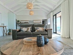 Suite | Living area - The Anchor (Cape Town)