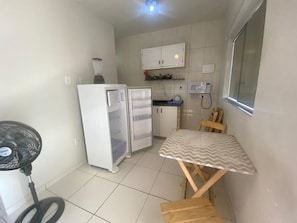 Studio | Private kitchen - Cabo Frio - Braga - Aluguel Economico (Cabo Frio)