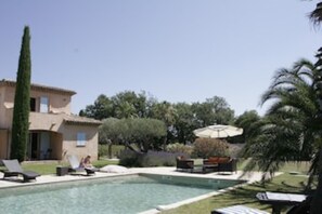 Alberca al aire libre 