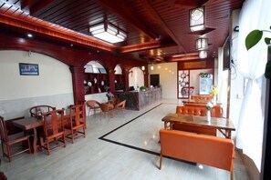 Interior - Biancheng Landscape View lnn (Fenghuang)