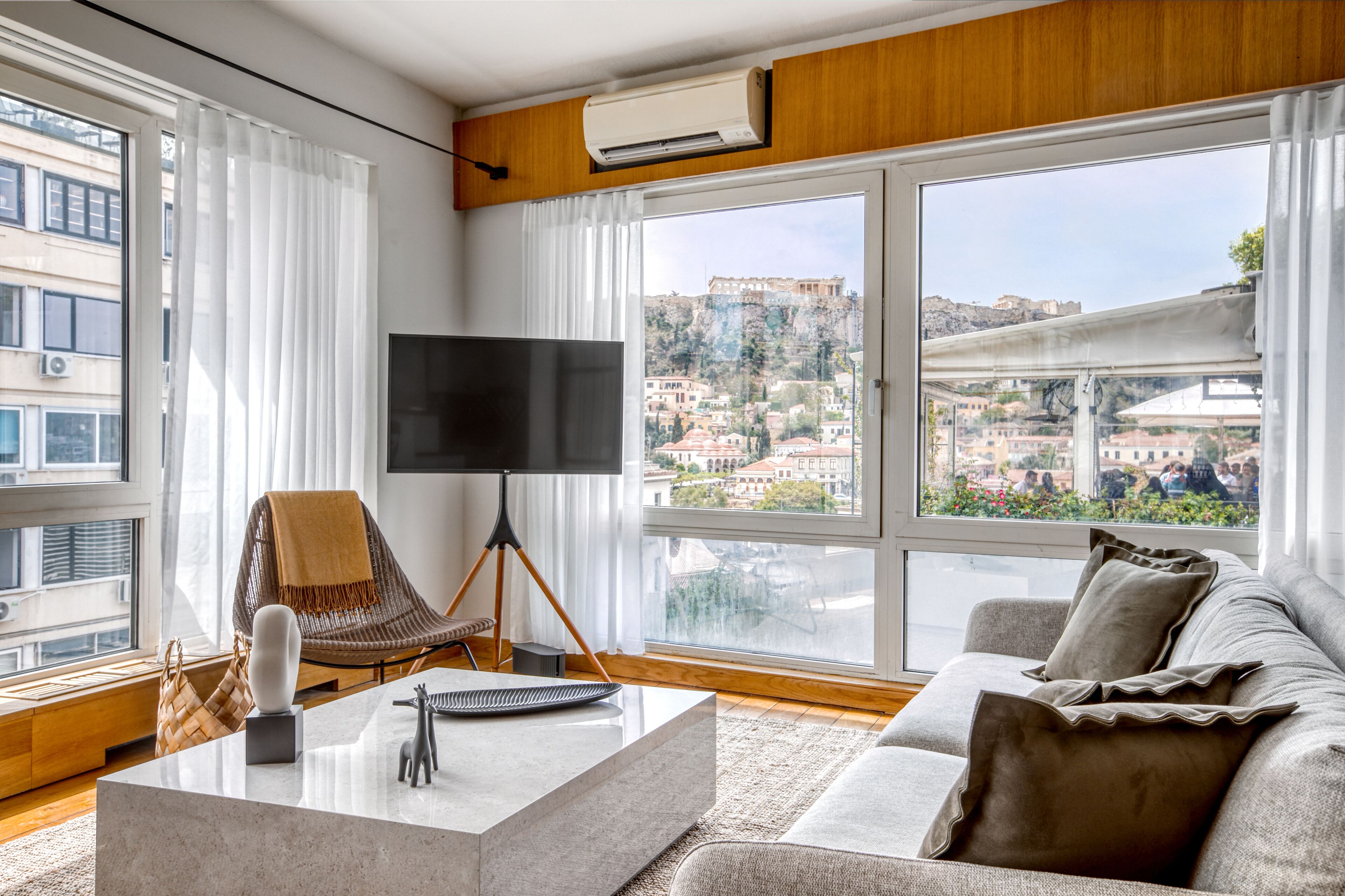 Smart-TV, Bücher, Computerbildschirme, Drucker