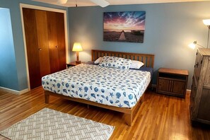 4 室のベッドルーム、アイロン / アイロン台、インターネット、ベッドシーツ