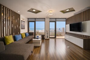 54-吋智慧型電視、有線頻道、電視