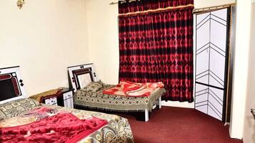 Twin Room | Free WiFi