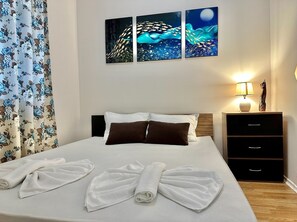 1 dormitorio y ropa de cama