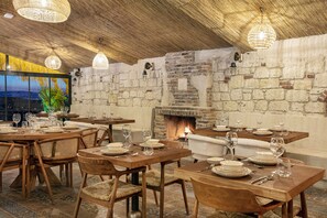 Breakfast buffet - LaVie Otel Çeşme (Cesme)