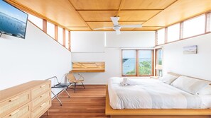 3 bedrooms, iron/ironing board, free WiFi - Dutchies By The Sea, 2 61 Christmas Bush Ave - Spectacular views, close to the beach,  Wi-Fi (Nelson Bay)
