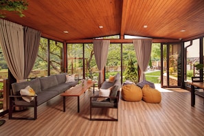 Exterior - Dilivita Rest House (Gosh)