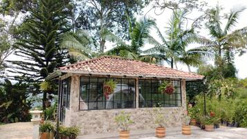 Chalet | Exterior
