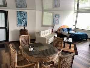 Chalet | 2 bilik tidur, Wi-fi percuma, cadar katil 
