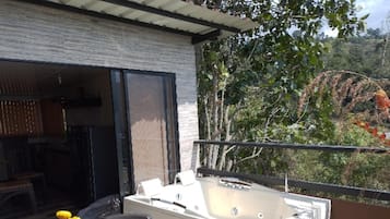Chalet | Outdoor dining