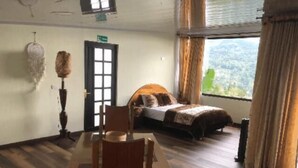 Chalet - Captivating 4-bed Chalet Las Casitas en el Aire (San Francisco)
