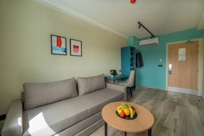 Junior Suite | Living area