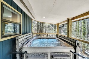 Bain à remous intérieur