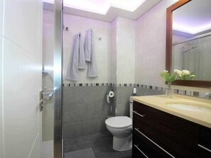 Haartrockner, Handtücher