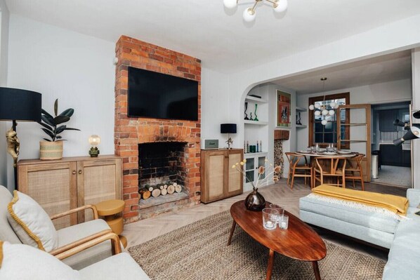 Smart-tv, stereoanlæg, kontorer