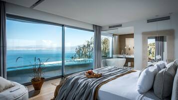 Vila superluxo, 6 quartos, piscina particular, vista para o mar | 6 quartos, individualmente decorados, individualmente mobiliados