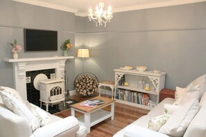 Smart TV, fireplace, foosball, table tennis
