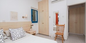 1 habitación y caja de seguridad en la habitación