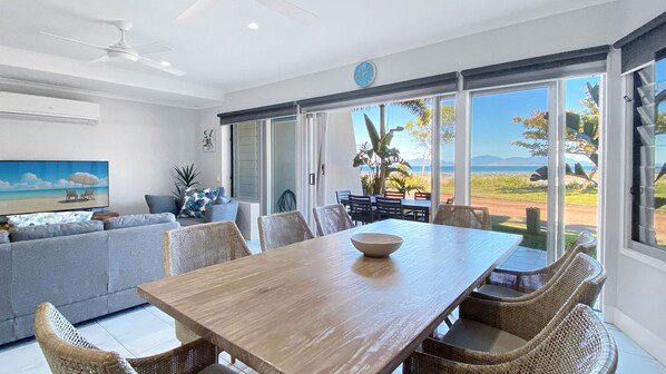 Dining - Magnetic Docks Townhouse 5, Beachfront townhouse with magnificent views (Nelly Bay)