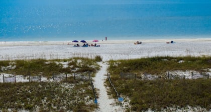 Sand Buckets Unit B, Ocean View Beach Townhouse