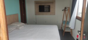 Comfort Double Room Single Use | Down comforters, minibar, individually furnished, blackout drapes - Vila Parque Preá (Cruz)
