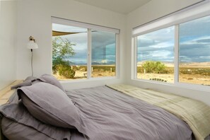 6 habitaciones, tabla de planchar con plancha, wifi y ropa de cama 