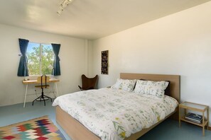 3 chambres, fer et planche à repasser, accès Internet, draps fournis