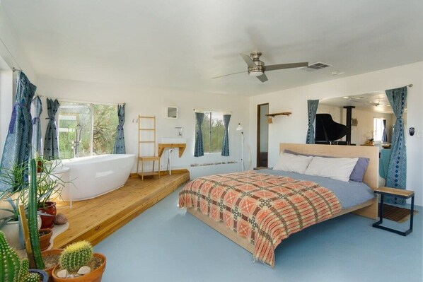 3 chambres, fer et planche à repasser, accès à Internet, literie fournie