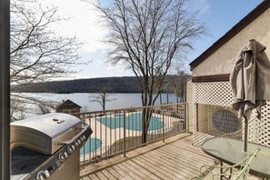 Property grounds - Powerful Penthouse - Lake View (Lake Harmony)