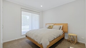 4 sovrum, strykjärn/strykbräda, gratis wi-fi och sängkläder