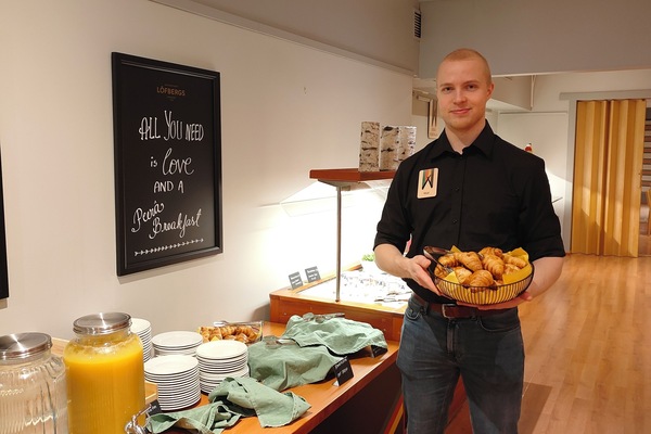 Breakfast buffet