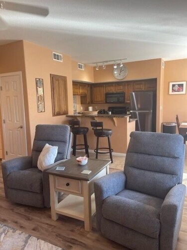 Wright Time Mesquite Vacation Rental near Wolf Creek Golf Course