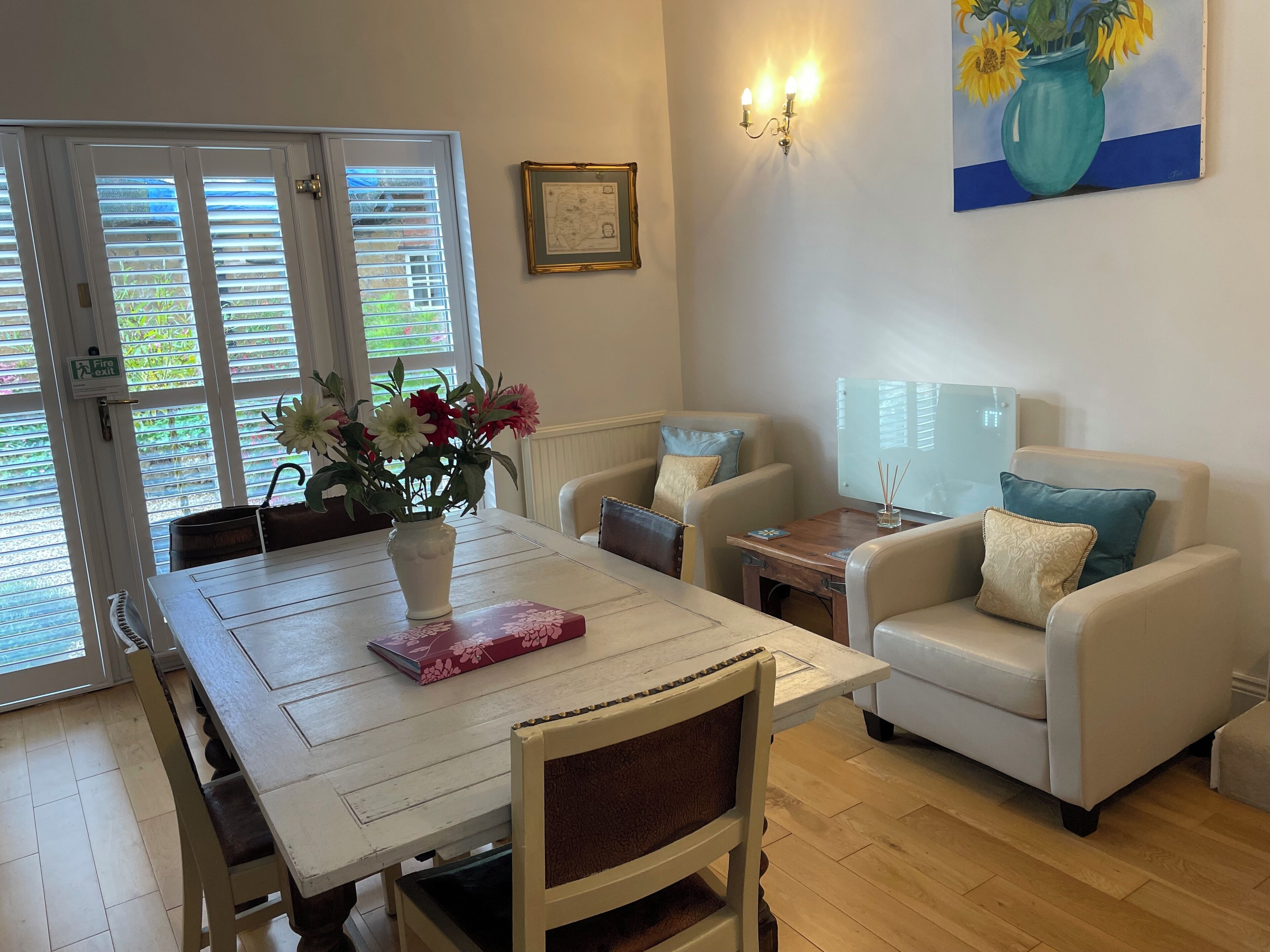 Cottage, 2 Bedrooms | Living area