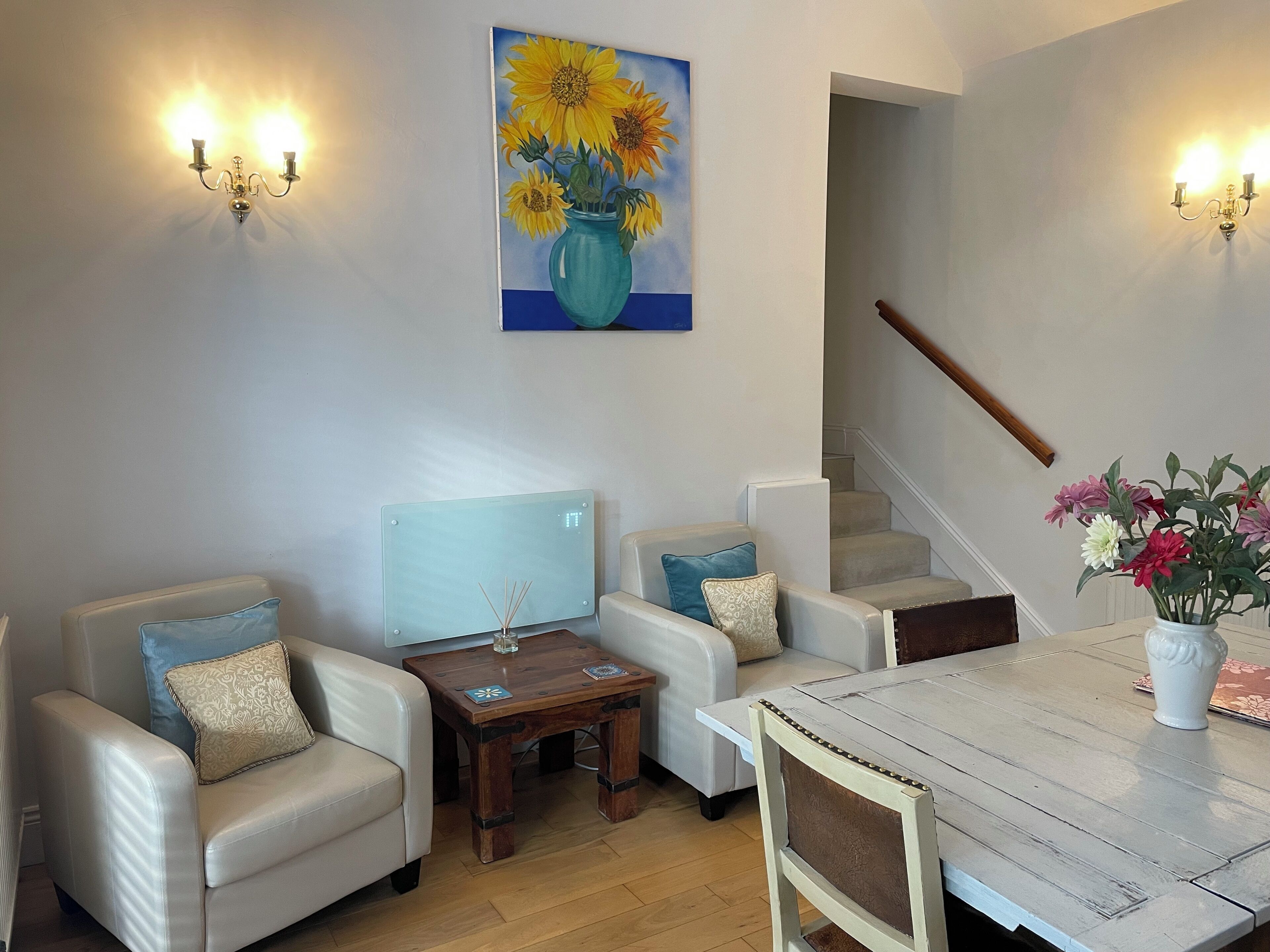 Cottage, 2 Bedrooms | Living area