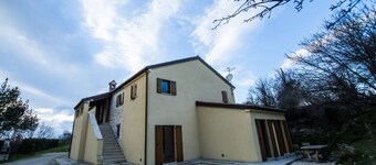 Apartment in farmhouse 5 minutes from Portonovo